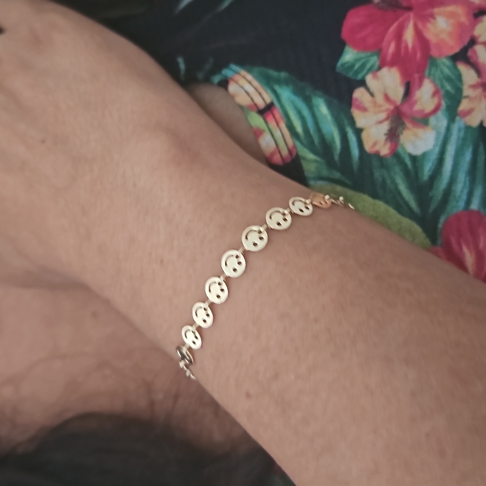 Happy face bracelet